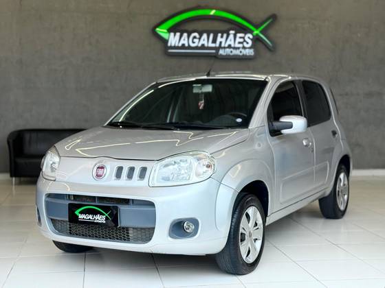 FIAT UNO 1.0 EVO VIVACE 8V FLEX 2P MANUAL FIAT UNO 1.0 EVO VIVACE 8V FLEX 2P MANUAL